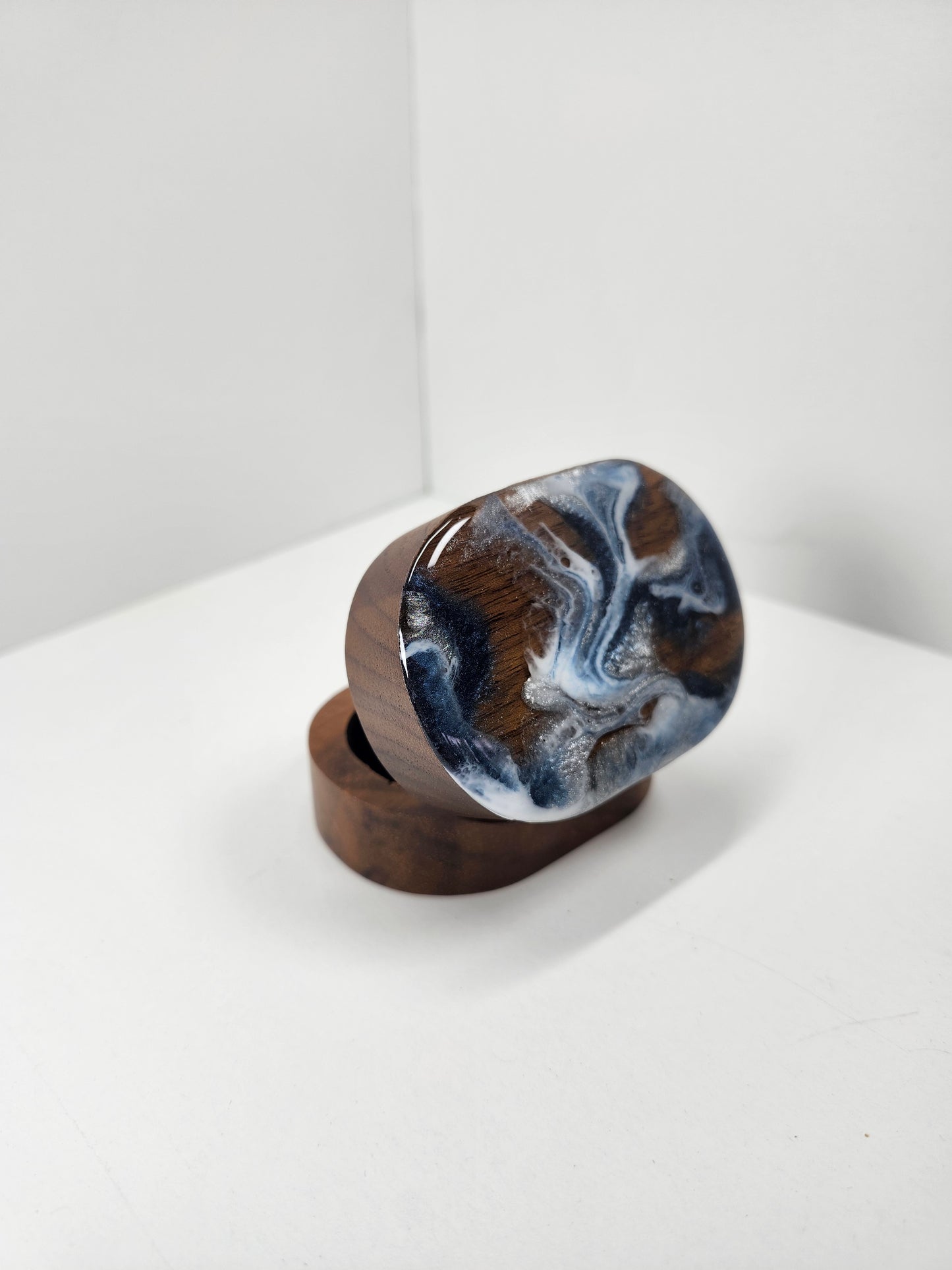 Ring box | Navy + Silver Swirls