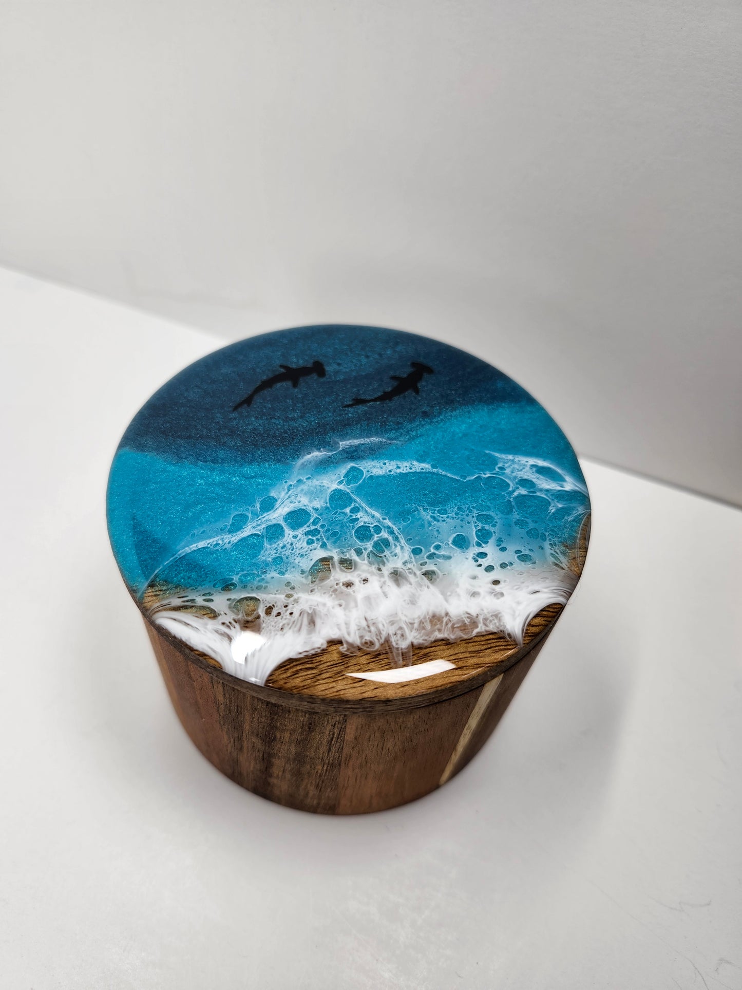 Wood Boxes | Ocean with wood beach