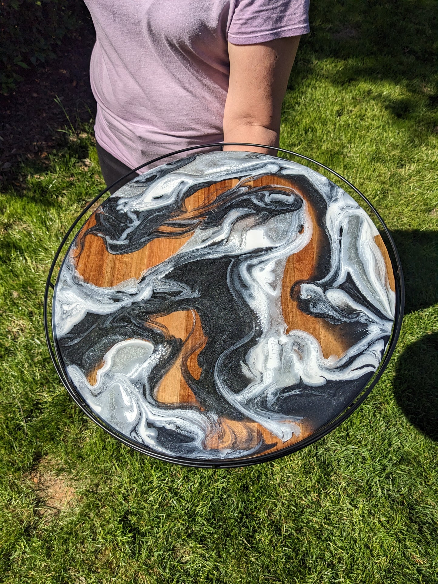 Black and White Swirl Lazy Susan with metal rail (large)