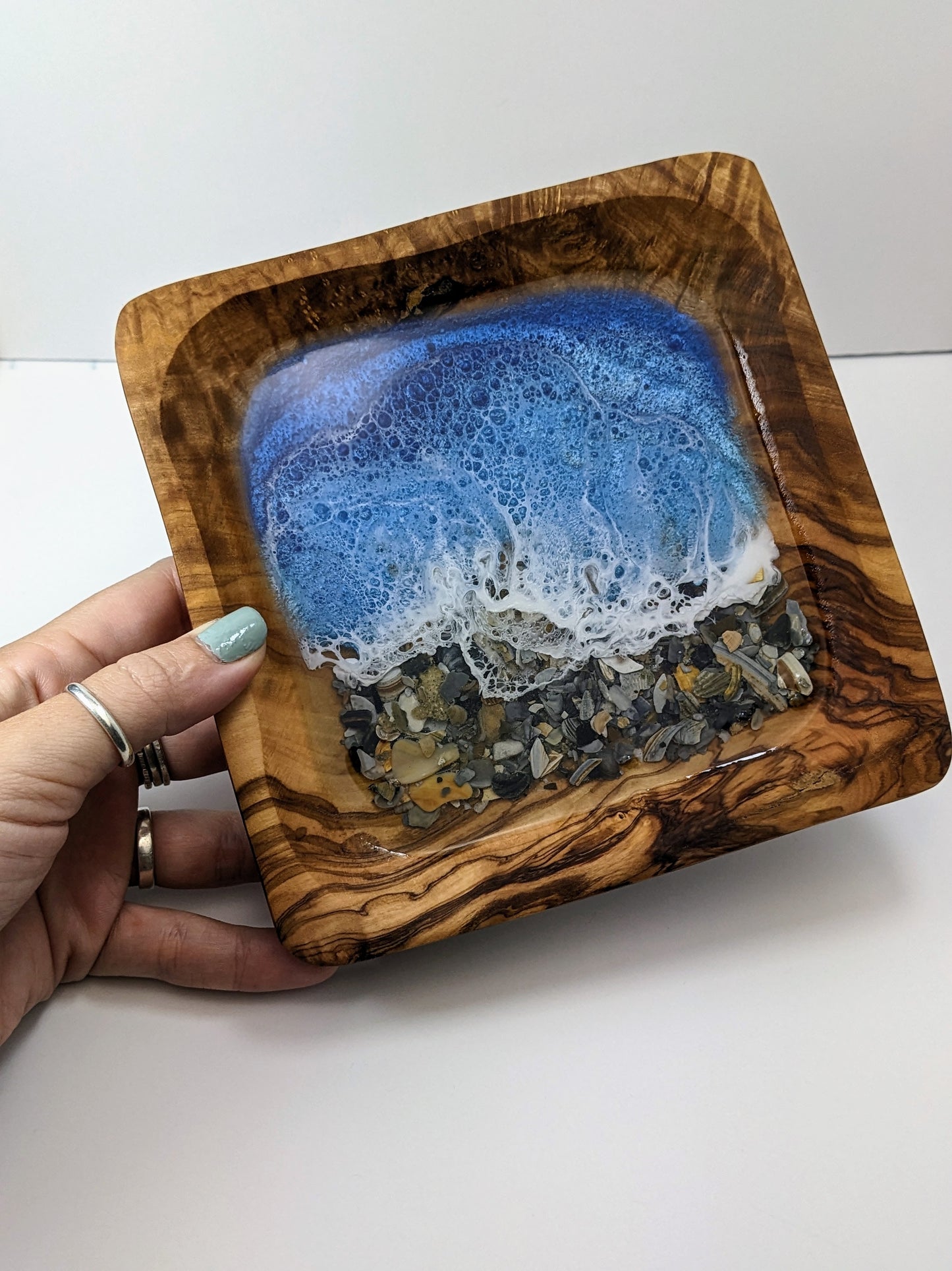 Medium Olive Wood Square