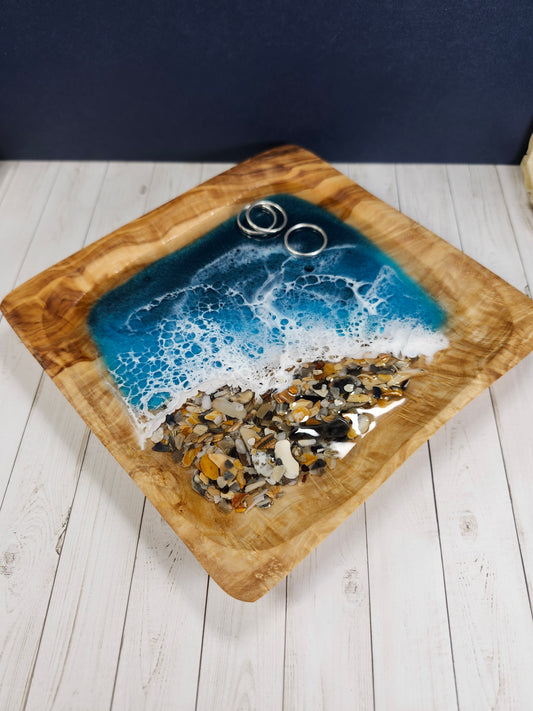 Large Olive Wood Square with Crushed Shells