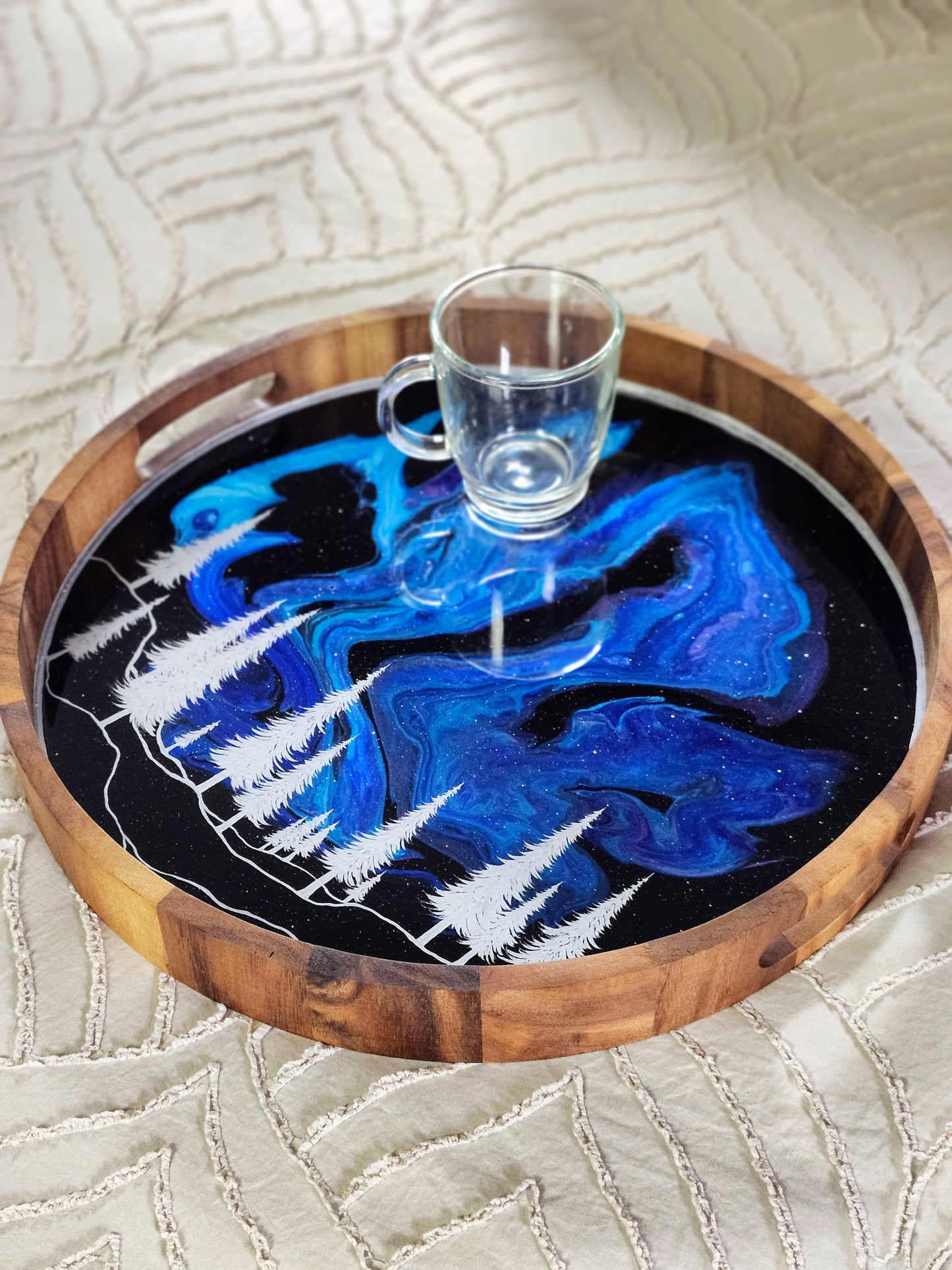 Round Serving Tray (Large) | Breakfast in Bed Tray | Aurora Borealis | Evergreen Forest | Coffee Table Tray | Unique Nature-Themed