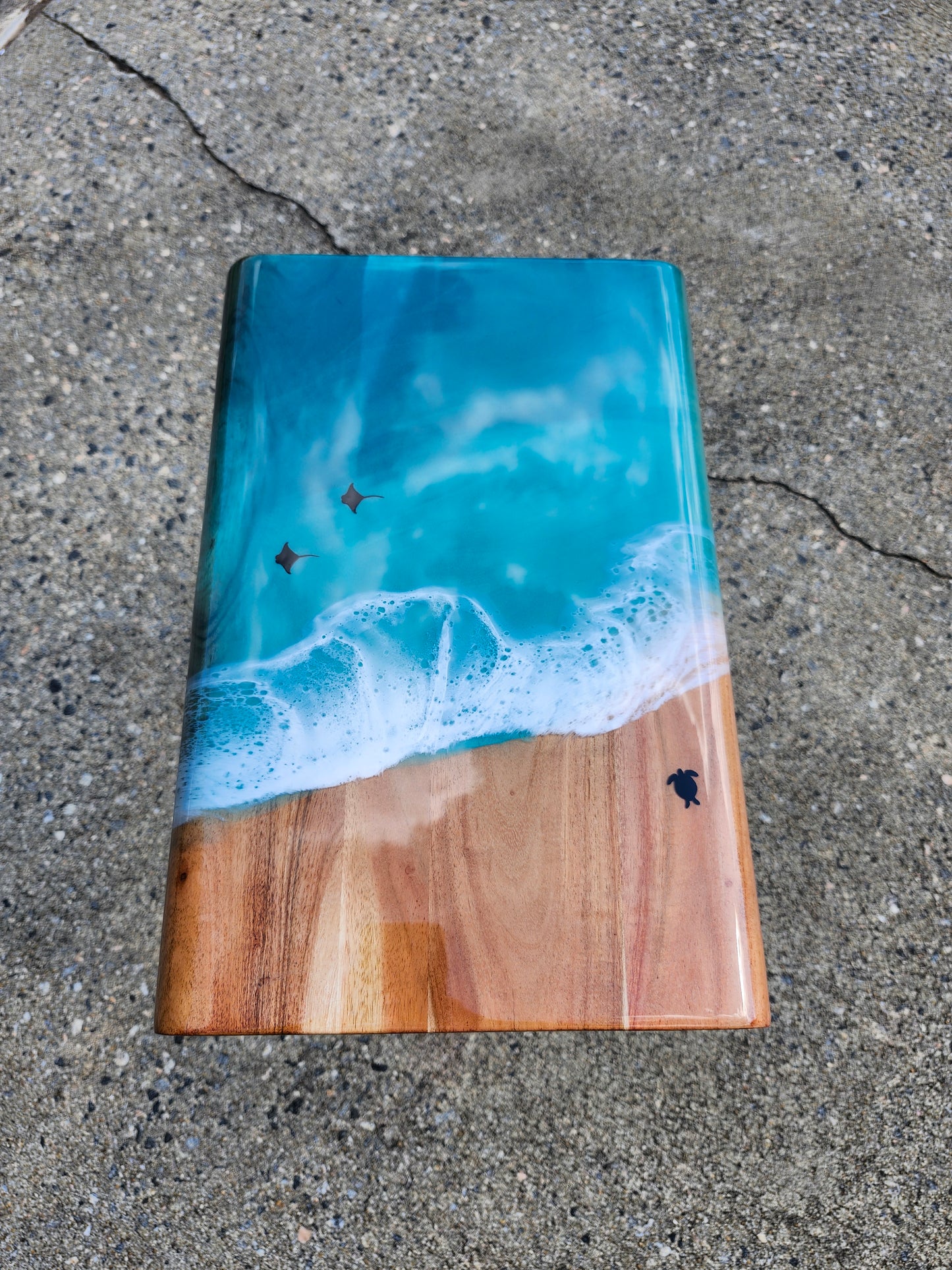 Ocean C Table with turtle + Rays | Outlets | Caribbean Blue