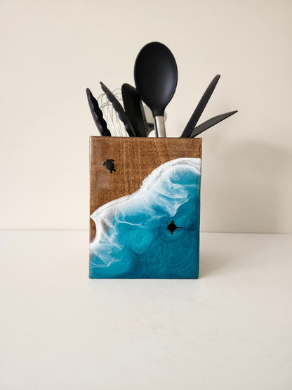 Utensil Holder with Turtle + Stingray | Caribbean Ocean