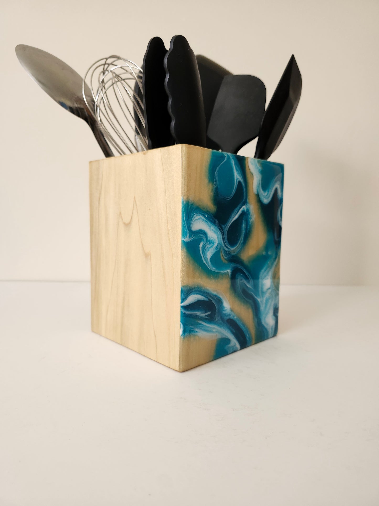 Utensil Holder with Aqua Swirls