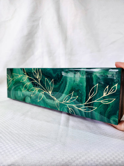 Green and Gold Leaves Tea Box