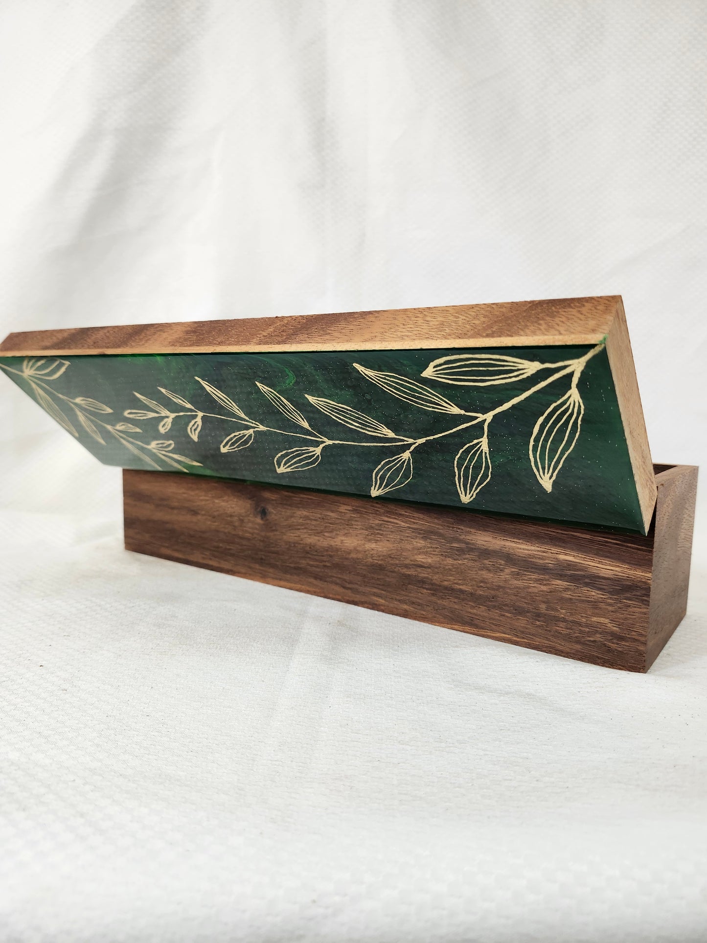 Gold Leaves Tea Box