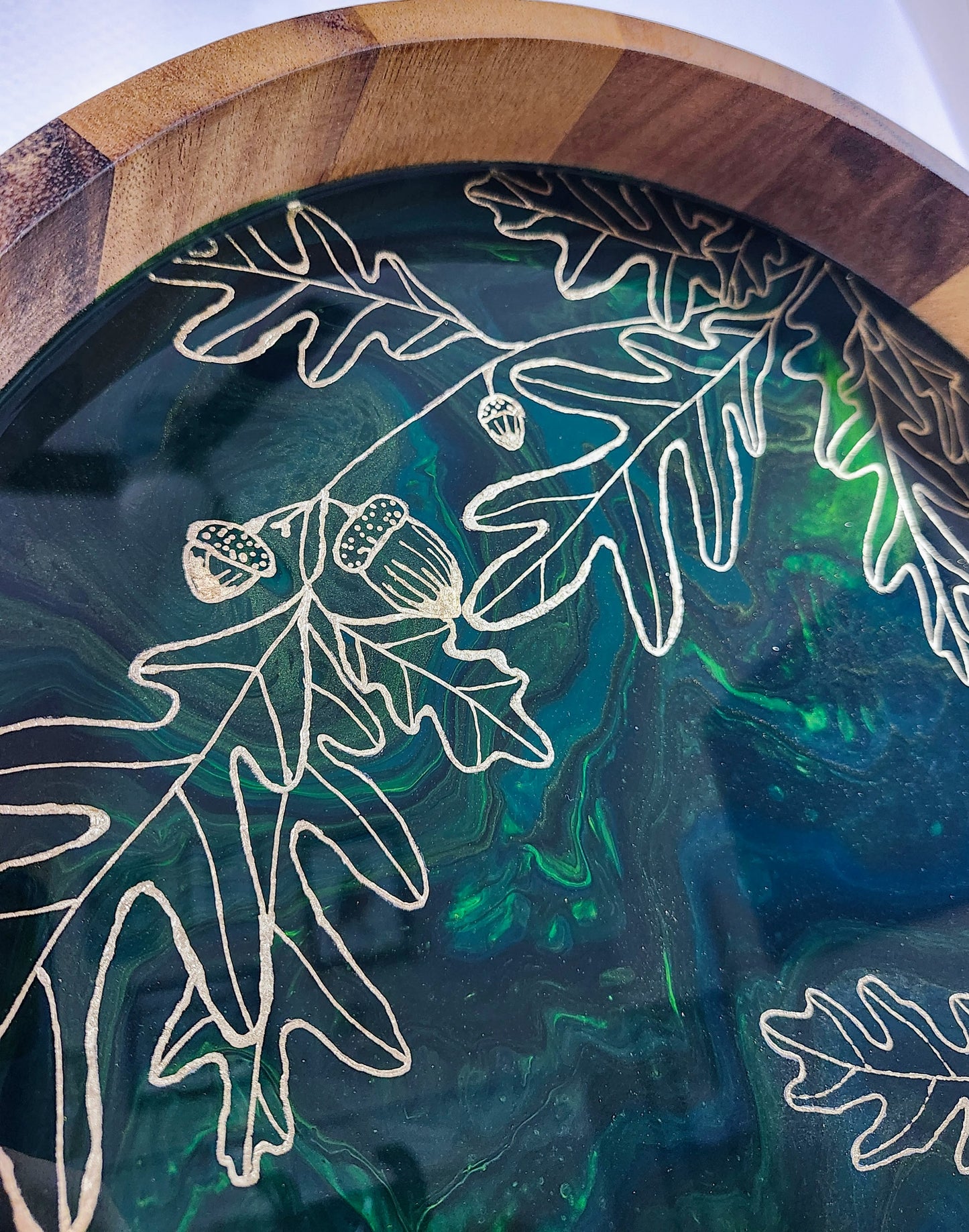 Oak Leaf Serving Tray | Medium (15 inch)