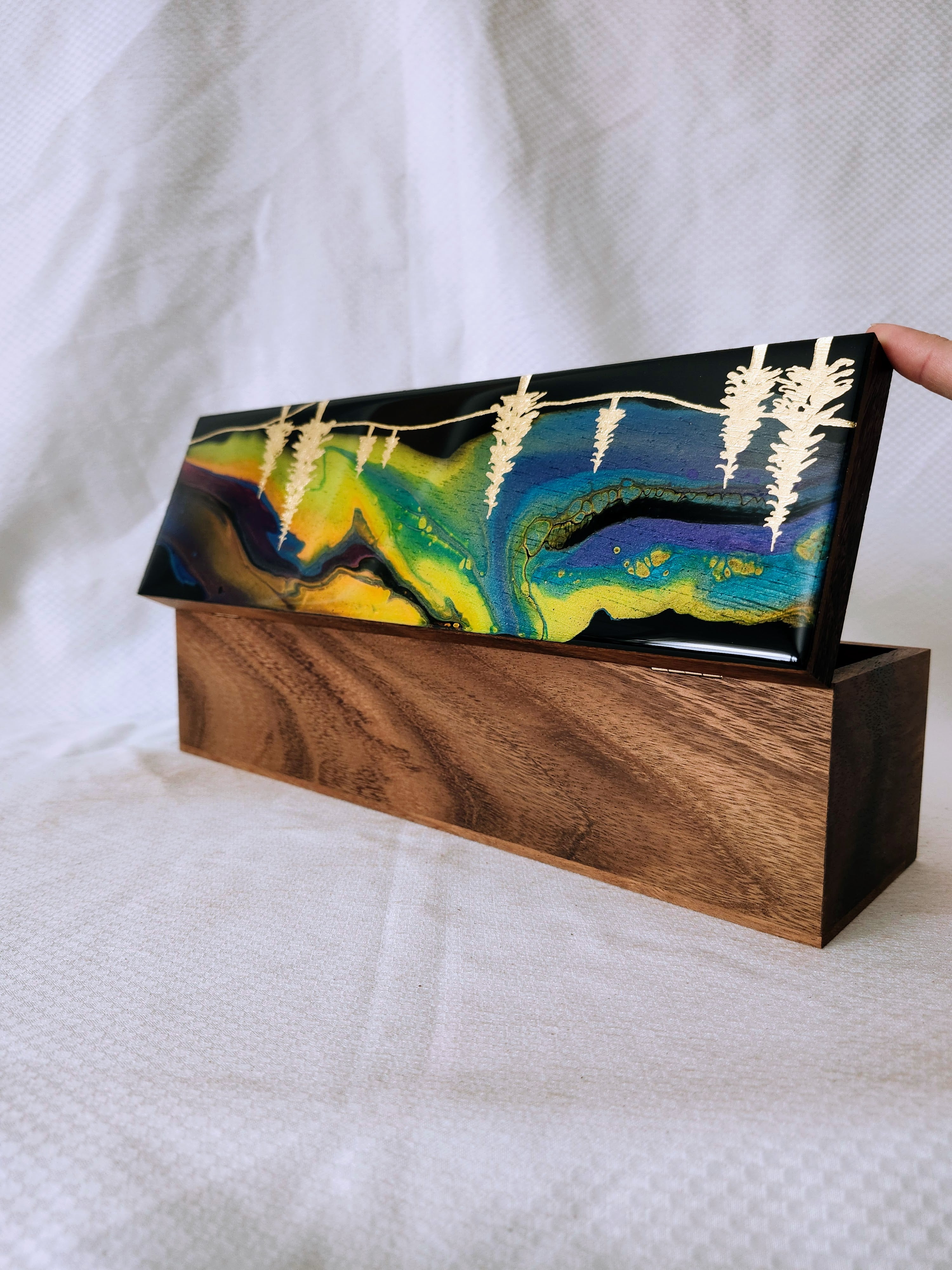 Aurora Inspired Tea Box (multicolor sky gold trees) – Sarah Lee Studio