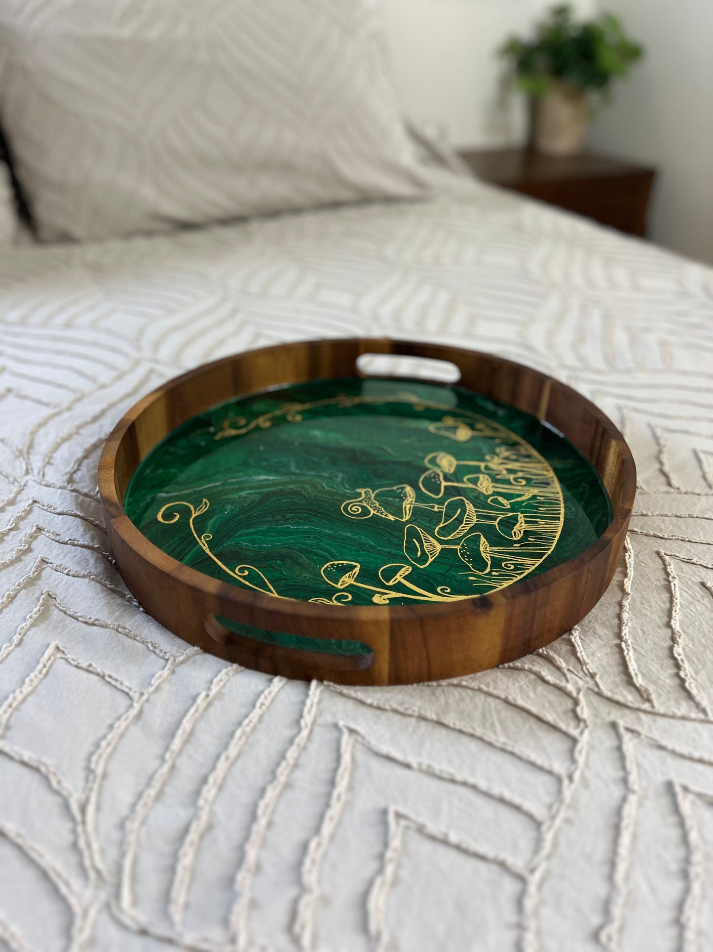 Gilded green and gold Mushroom Serving Tray | Medium
